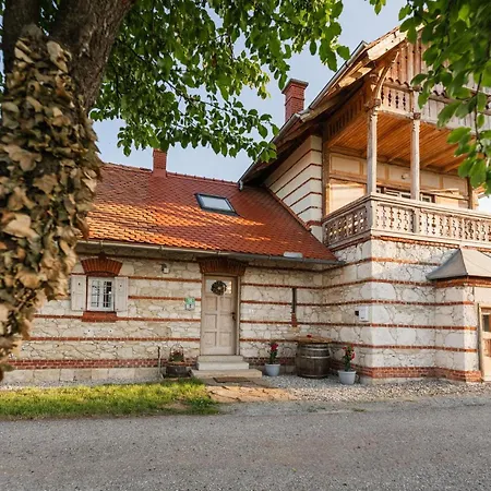 Landsitz Roserl 度假居 Straß in Steiermark