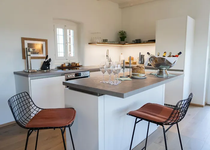 Landsitz Roserl 度假居 *